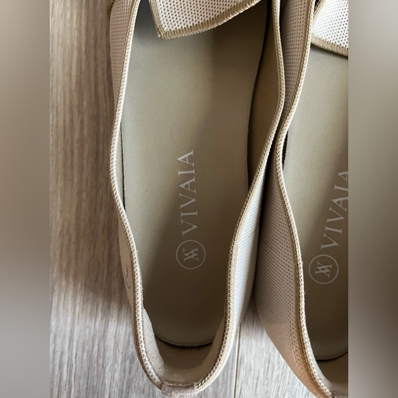 NWOT Vivaia Women’s Michelle Pointed-Toe Bow Loafers Ivory Nude - Size 38.5/8 - Picture 6 of 8